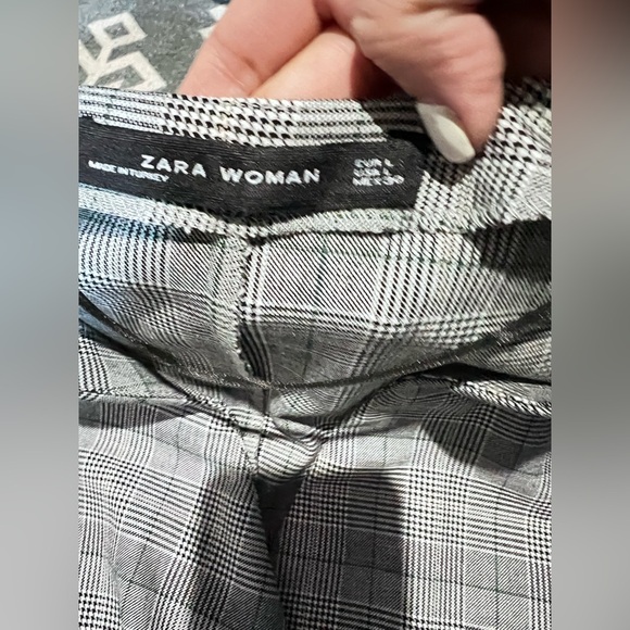 Zara Black and White Checkered gray plaid women’s Top L seen on TV - Picture 9 of 11
